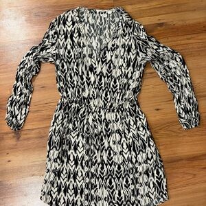 GAP Black and Cream Long Sleeve Dress